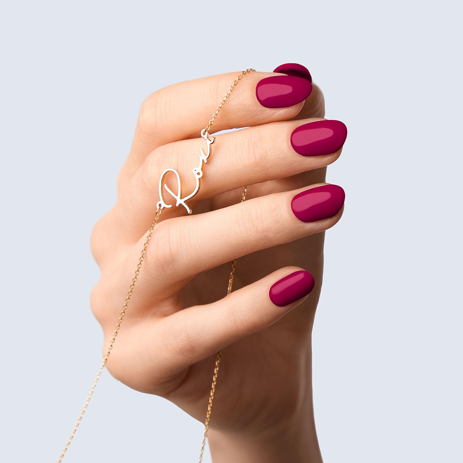 ROXI Berry gel polish, available in 8ml and 15ml. Deep pink colour with a glossy finish